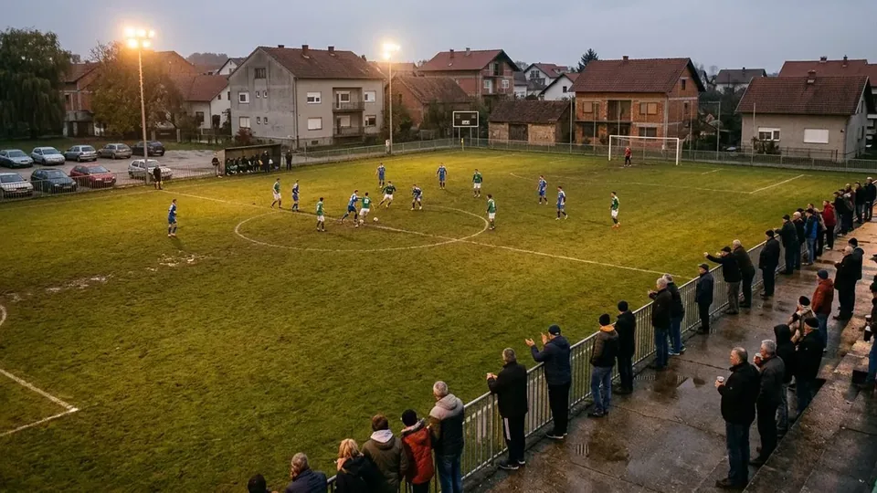 nogometnog terena pod reflektorima za početak županijskih nogometnih liga Varaždinske županije